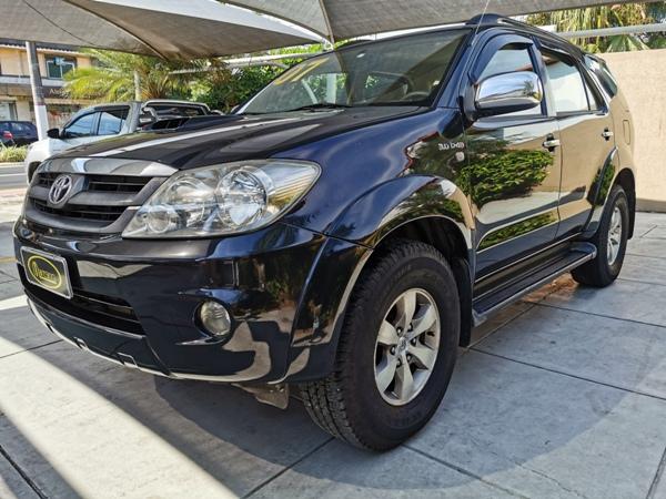 Toyota Hilux Sw4 SRV 2006/2007 4x4 3.0 Turbo (aut) Completa Preta Diesel - Foto 2