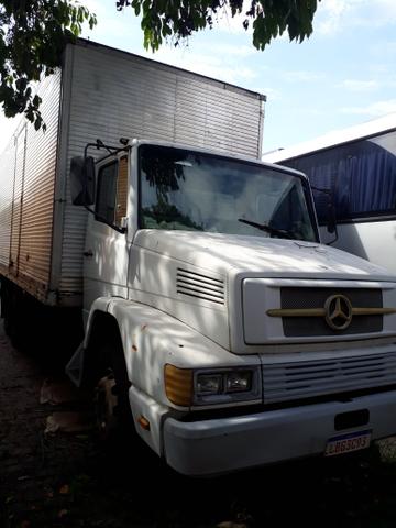 Mercedes 1418