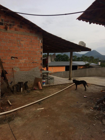 Casa estilo Chacrinha!! Com poço semi artesiano. - Foto 13