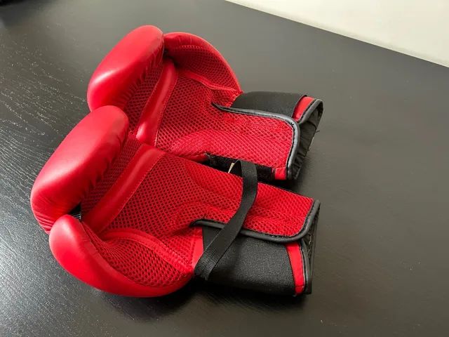 Luva de Boxe Outshock - Usada poucas vezes - Foto 3