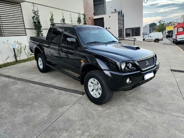 Mitsubishi L-200 CD SPORT GLS 4X4 2.5 TB-IC - SóCarrão