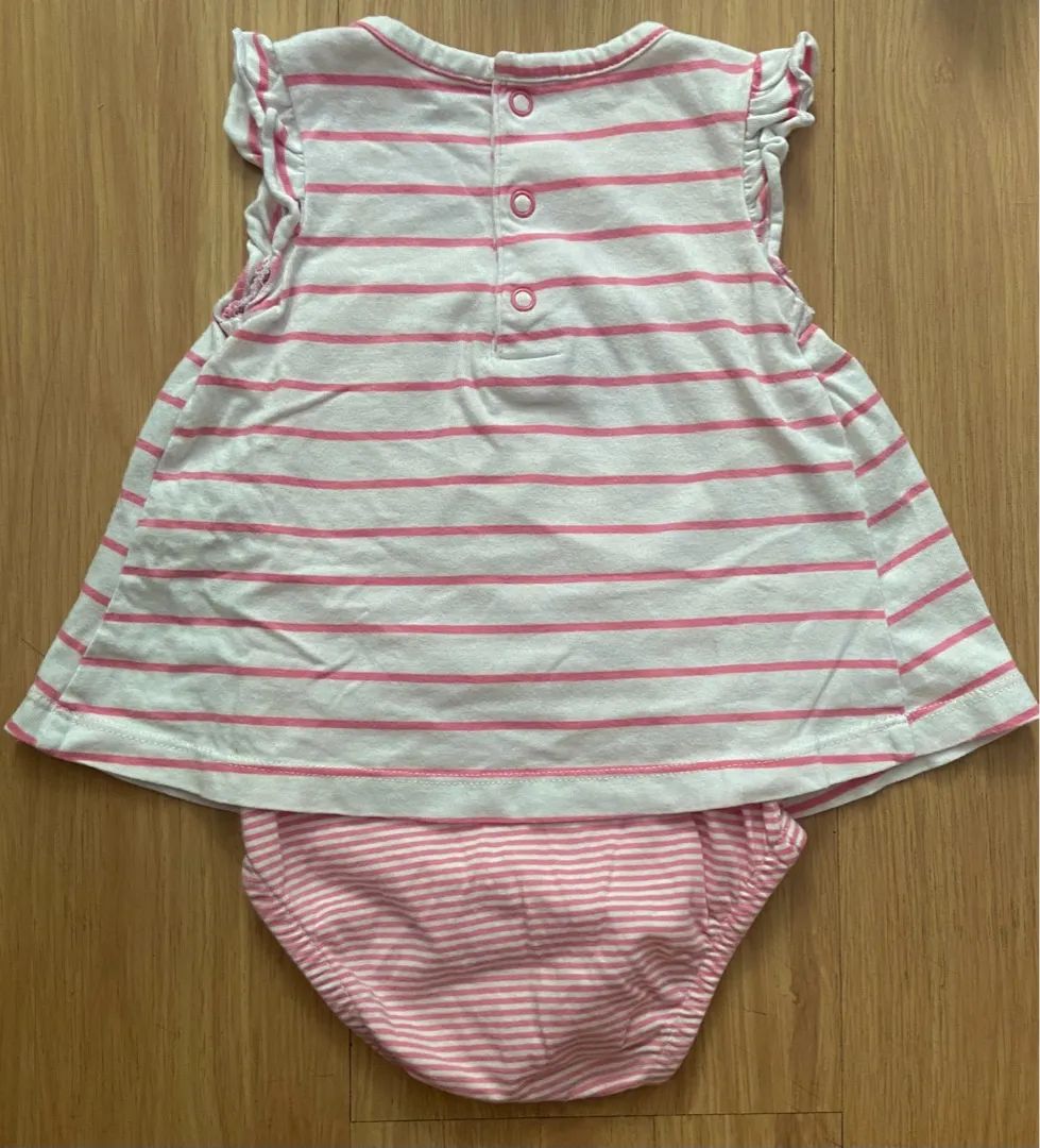 Romper vestido com body carters menina 9m ovelhinha rosa e branco  - Foto 3