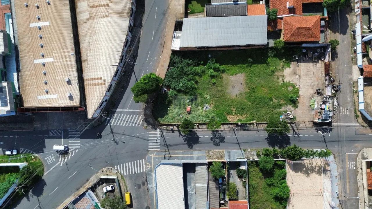 ÁREA COMERCIAL VILA ABAJÁ