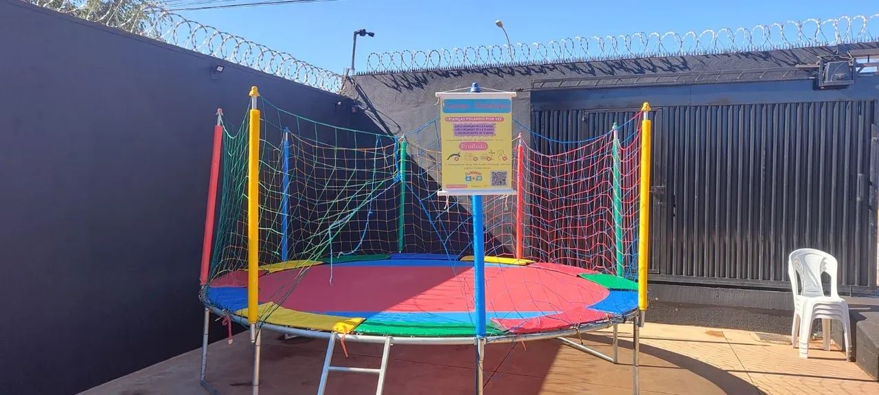 Aluguel toto , pula pula , piscina de bolinhas , mesas e cadeiras...