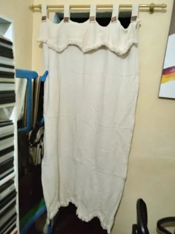 Cortinas para varão, tenho 5u, com 1,80m x 0,90m, bom estado. E outros.