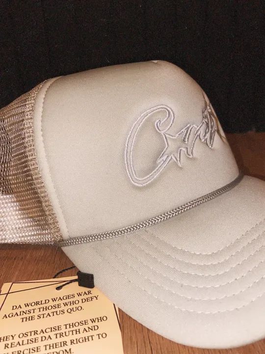 Boné corteiz trucker off white  - Foto 2