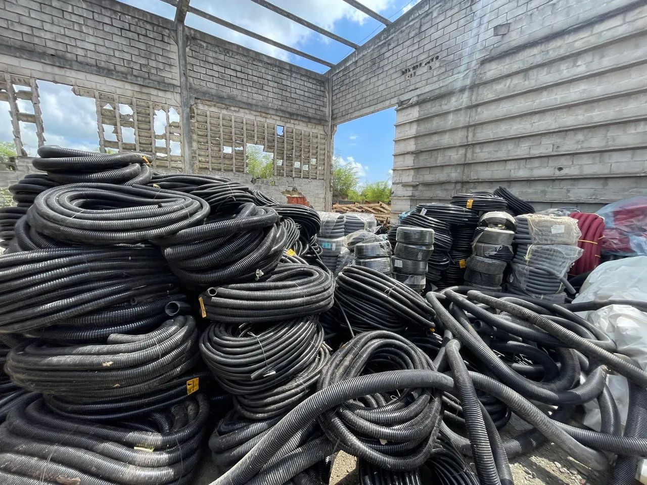 MANGUEIRAS pead/conduites R$20 o kg - Foto 3