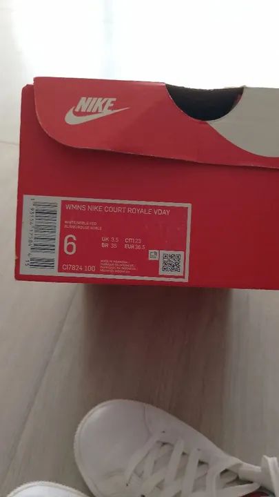 TENIS NIKE COURO NÚMERO 35 - Foto 5