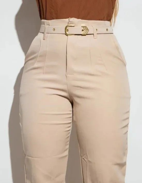 Calça em alfaiataria com cinto - Foto 5