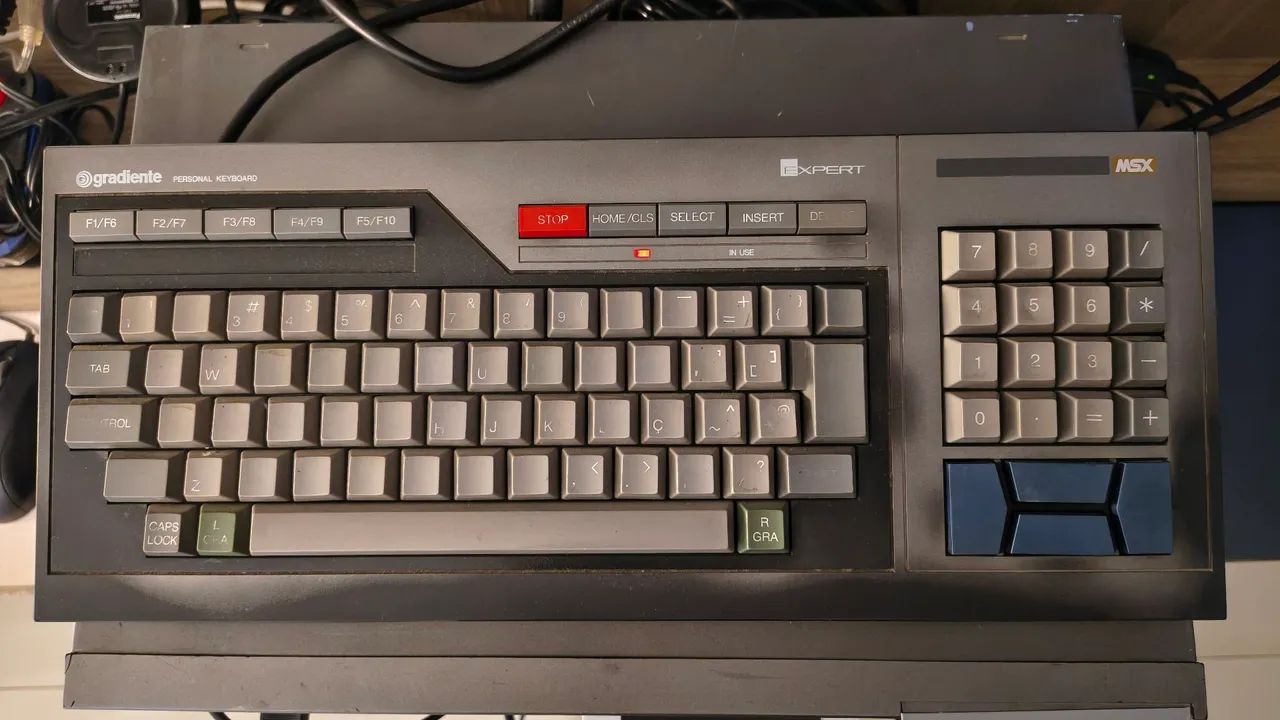 MSX Expert Gradiente 1.0 with Keyboard, VGA Adapter, and Monitor64717108962945121