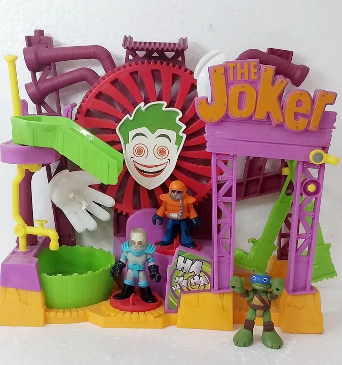 Playset Imaginext Fábrica de Risadas do Coringa