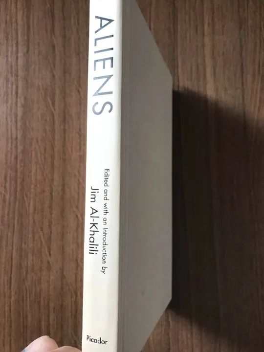 Livro "Aliens: Scientists On The Search For Extraterrestrial Life" (Jim Al-Khalili)
