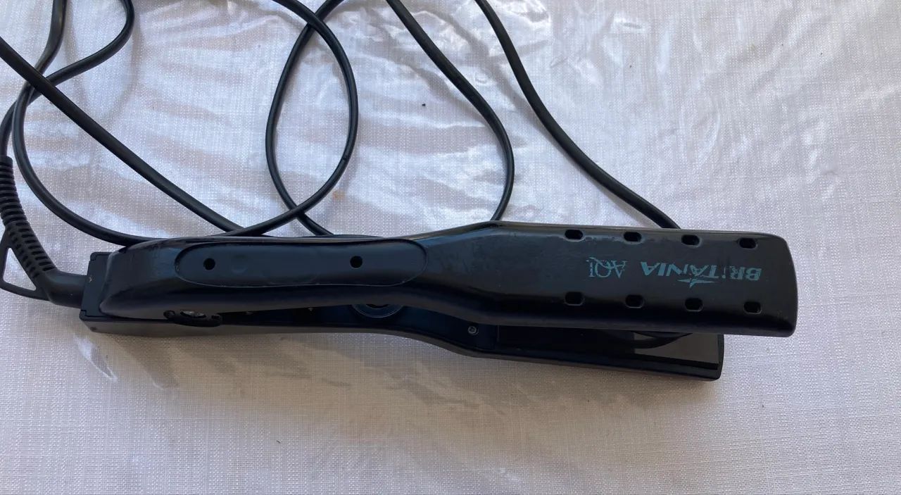 Chapinha prancha britania funciona perfeitamente  - Foto 3