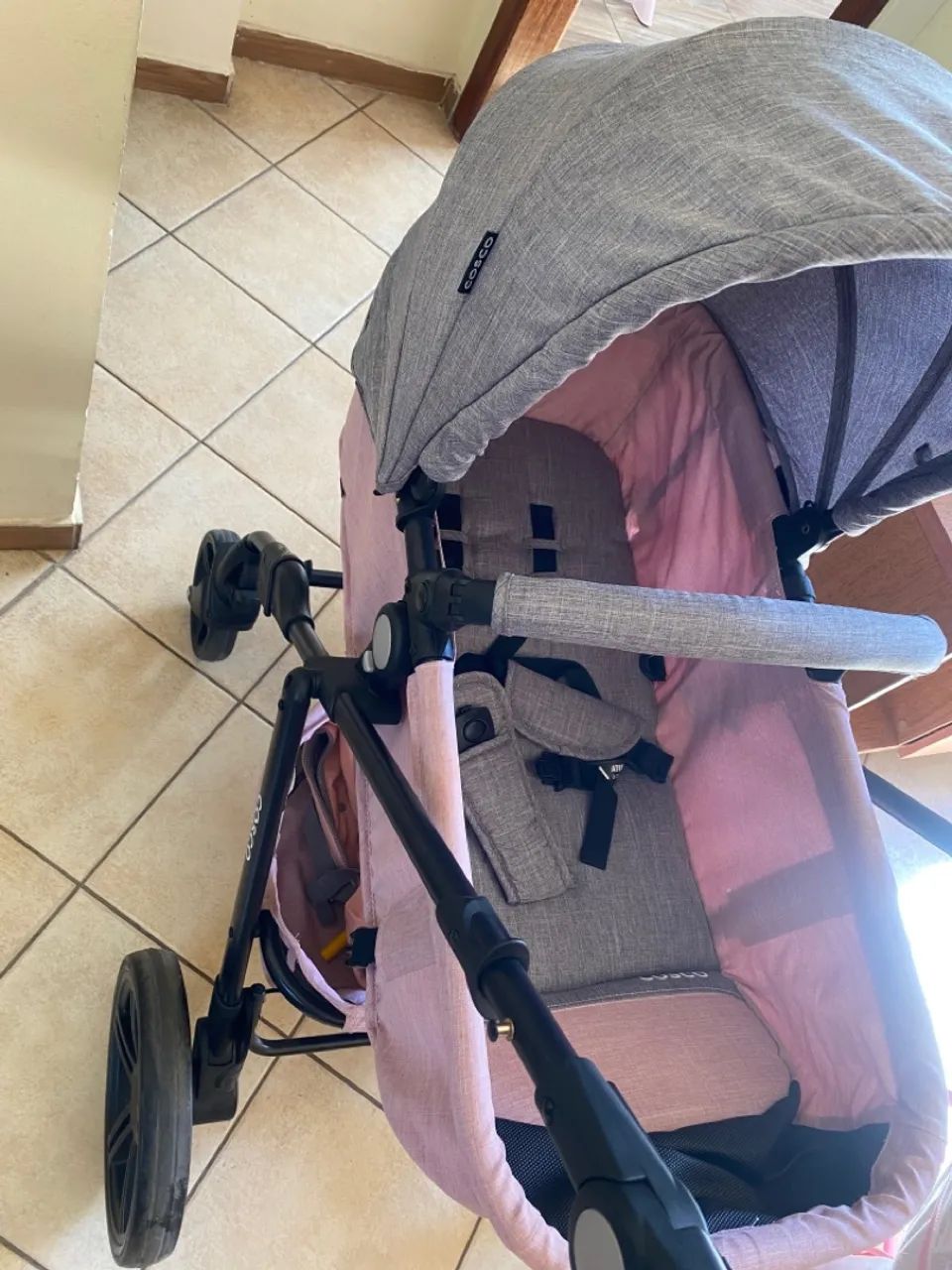 Vendo carrinho + bebê conforto  - Foto 2