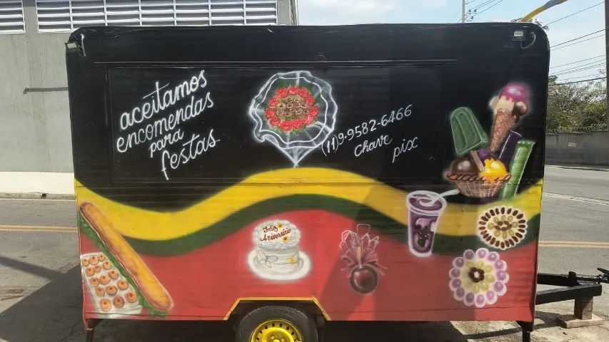 Vende-se Trailer de Comidas e Bebidas