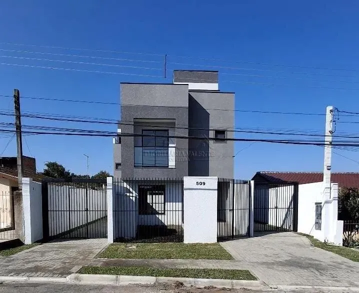 Sobrado Novo no Xaxim!  118m², 3 Dormitórios sendo 1 Suíte com Sacada, Terraço Gourmet com