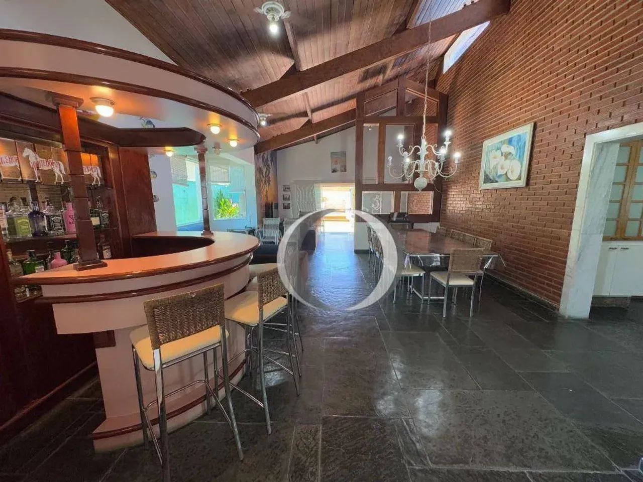 Casa a venda no Jardim Virginia, 4 quartos (sendo 2 suítes), piscina e churrasqueira - Foto 4