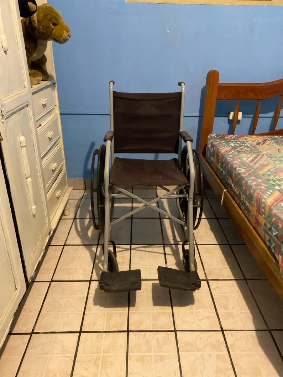 Cadeira de rodas em ótimo estado