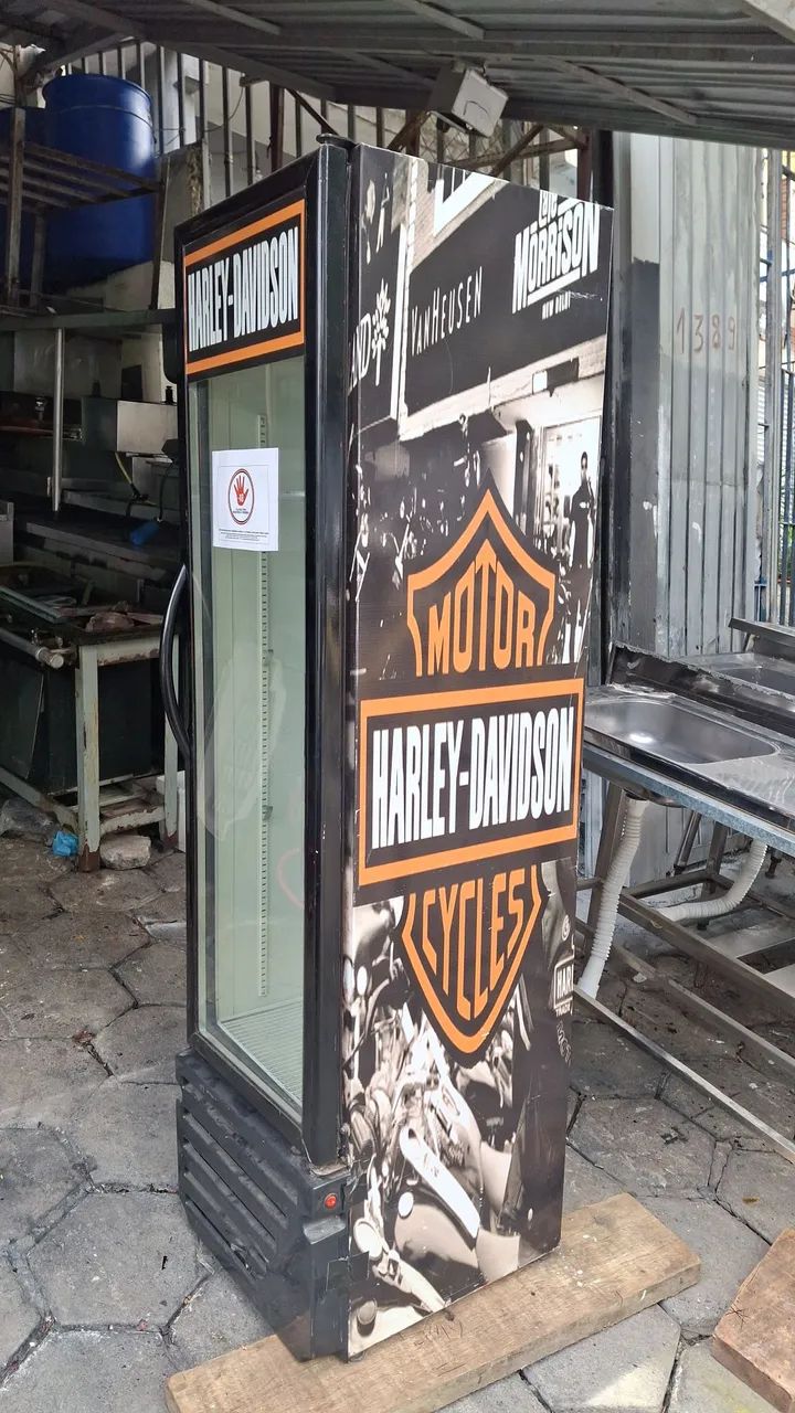 Geladeira expositora slim 220v