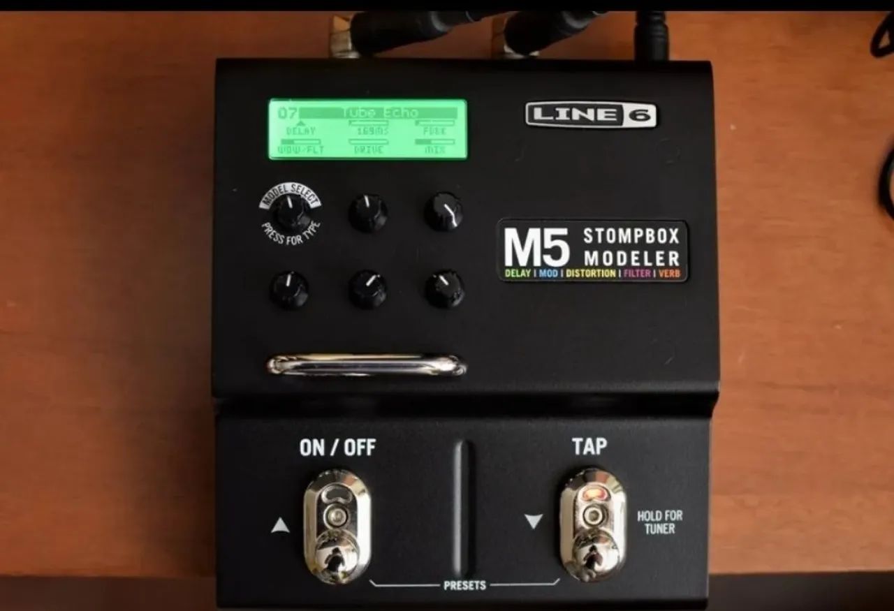 ギター Line6 M5 Pedal de efeito Line 6 M-Series Stompbox Modeler M5 preto