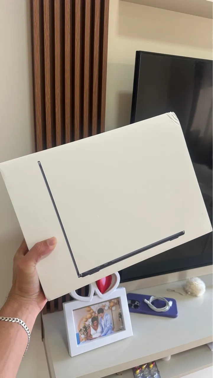 Macbook air m2 8RAM 256GB lacrado