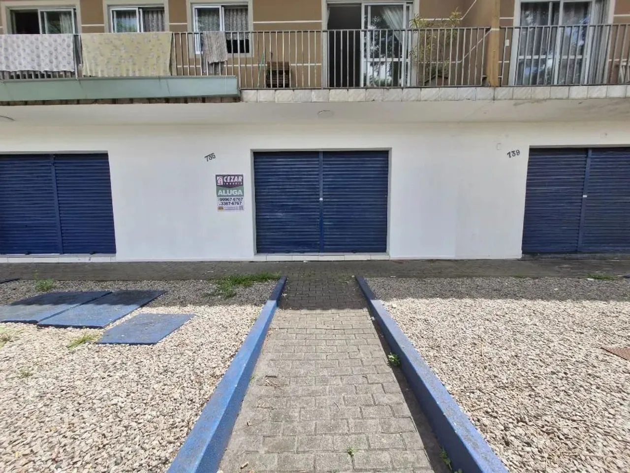 Loja para alugar NA RUA AV VICTOR FERREIRA DO AMARAL, com 53 m² por R$ 2.400/mês - Tarumã