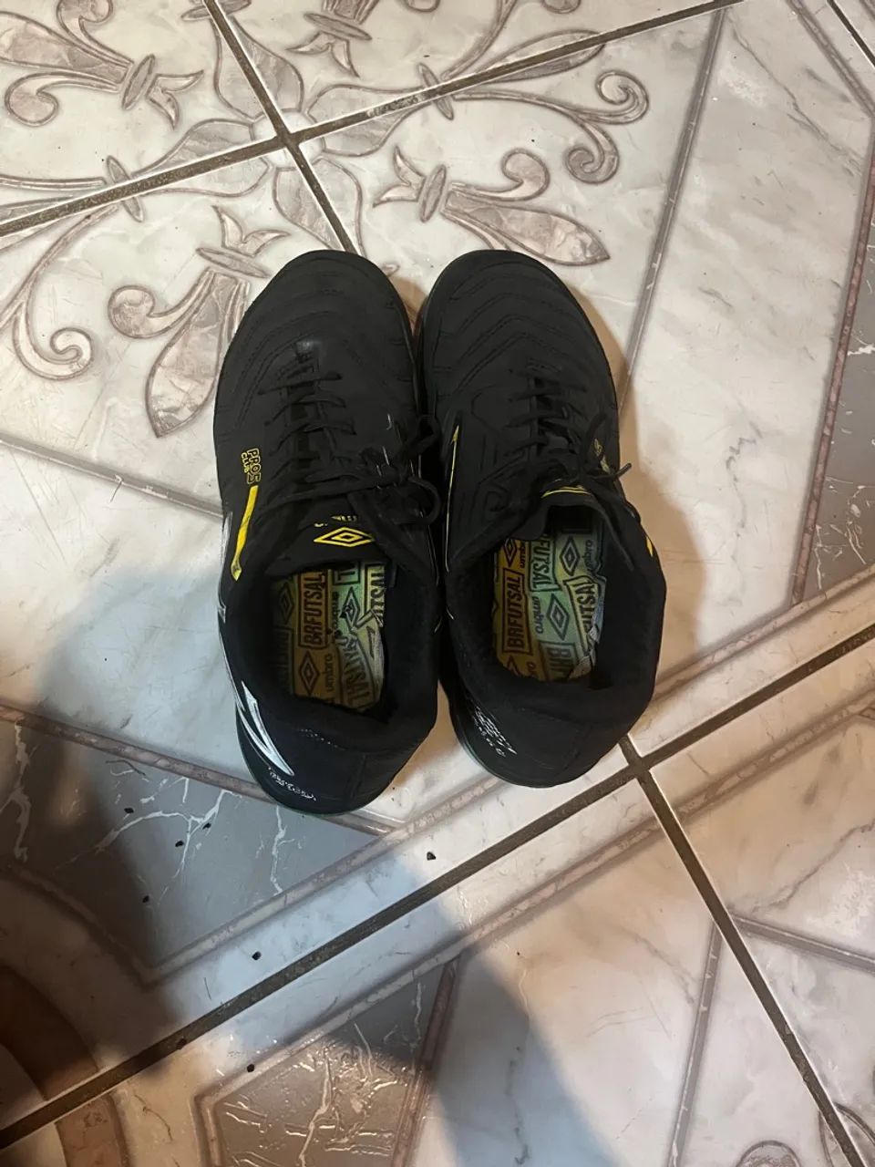 Chuteiras de society Umbro pro 5 - Foto 2