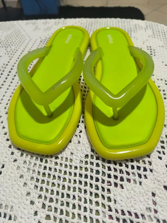 Chinelo melissa Verde Neon
