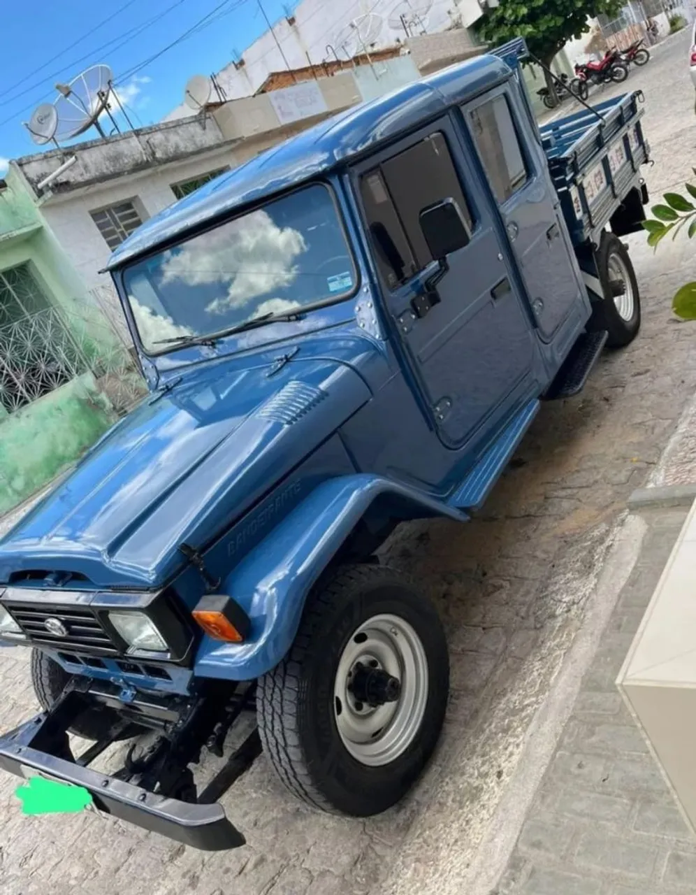 TOYOTA BANDEIRANTE 2001