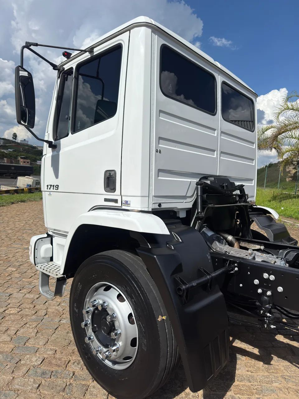 1719 ANO 2015 CAMINHÃO TOCO  - Foto 4
