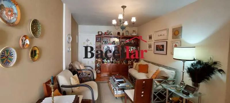 Apartamento : / Residencial / Tijuca