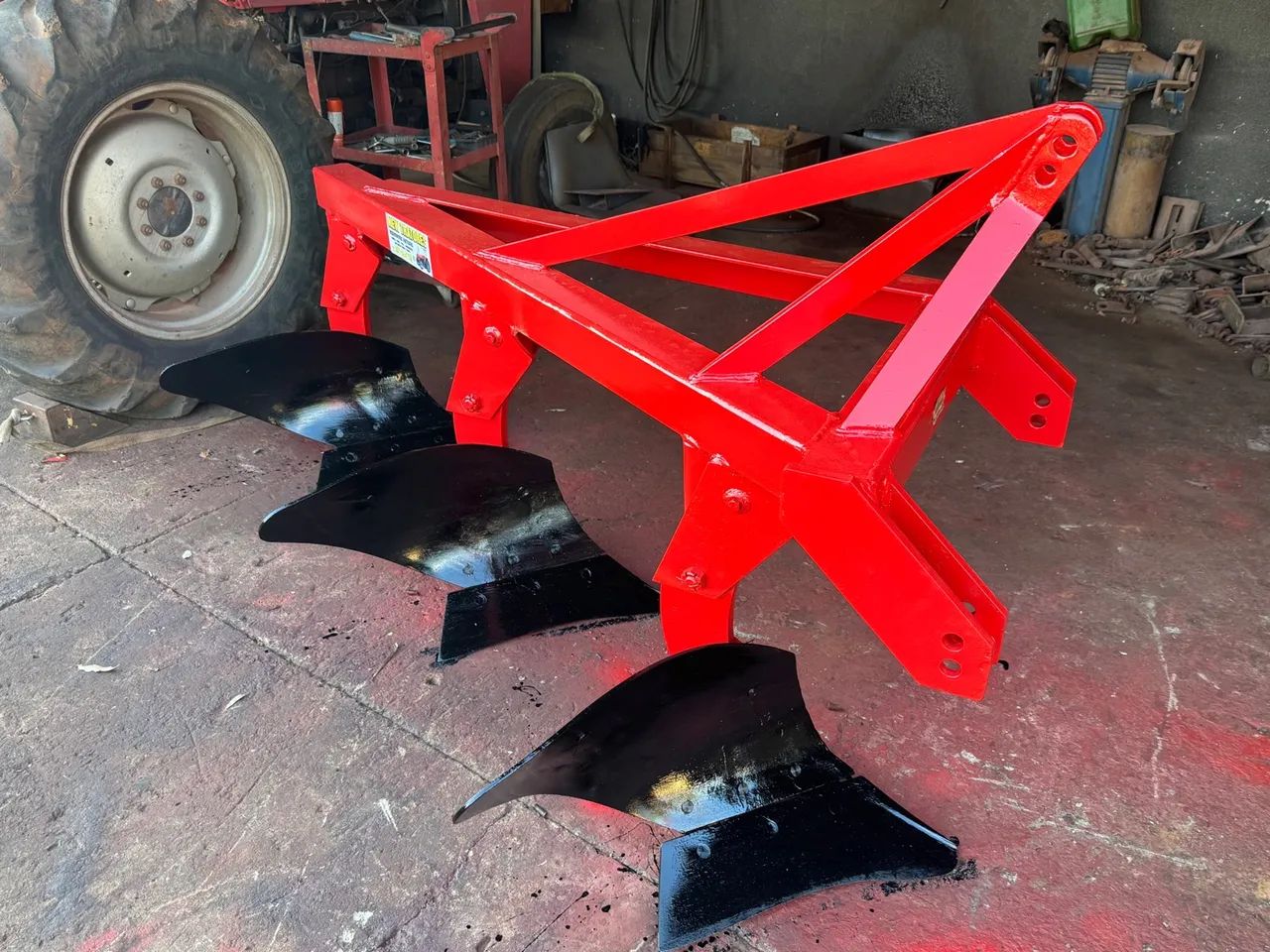 Arado Iveca 3 bicos Ikeda