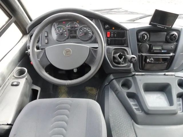 Micro Ônibus Escolar - Volare W7 - Ano 14/14 - 34 Lugares - Apenas 150.000 kms. - Foto 11