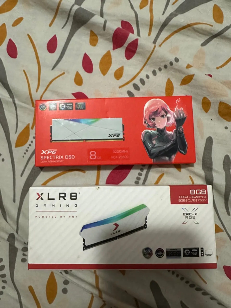 Memória RAM XPG Spectrix D50 e XLR8 8GB DDR4