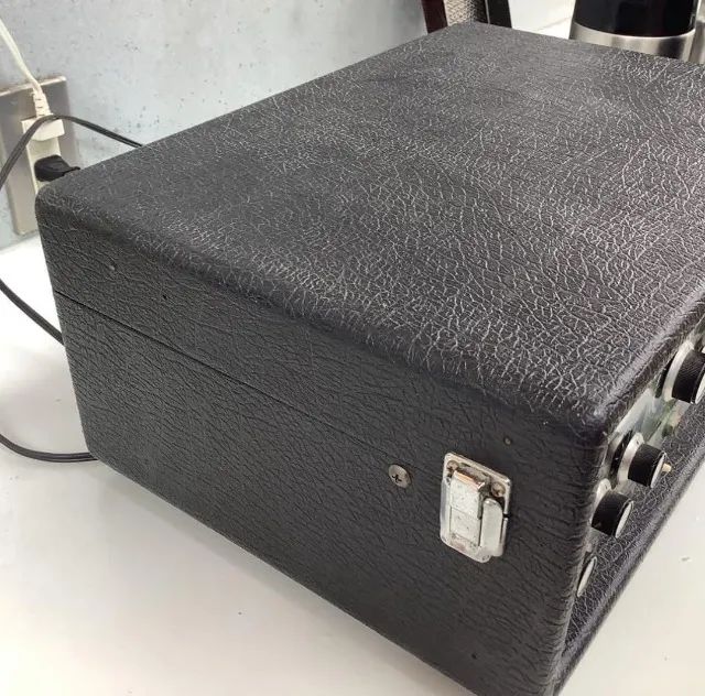 Roland Re-201 Space Echo Todo original ! - Instrumentos musicais