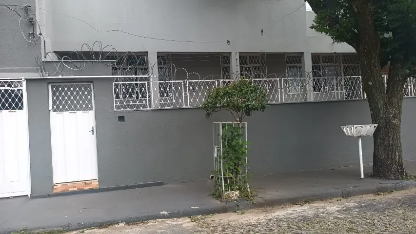 Casa no Bairro Esplanada, fins comerciais, 120 m2 2 vagas