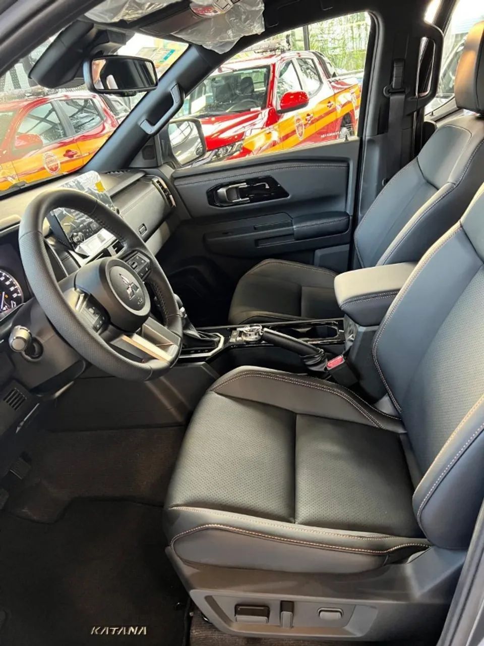 Compre agora pague em 2028 Mitsubishi TRITON Katana 2.4 CD 4X4 TB Diesel Aut. 2026