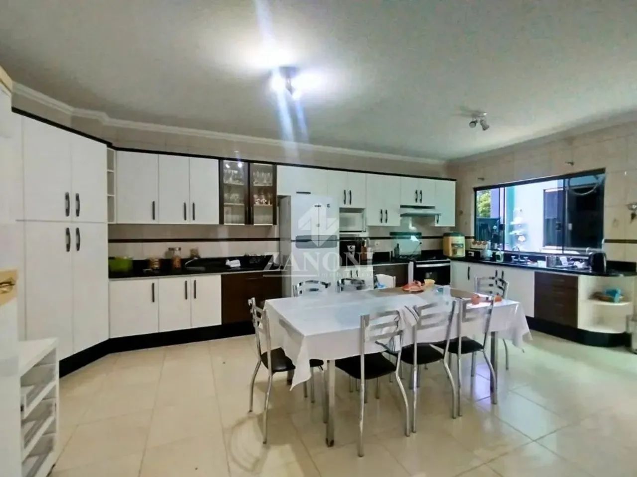 Edifício Comercial e Residencial à Venda e Locação em Localização Privilegiada  Vila Chris - Foto 4