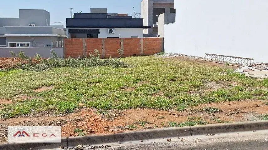 Terreno à venda no Condomínio Olívio Franceschini em Hortolândia/SP