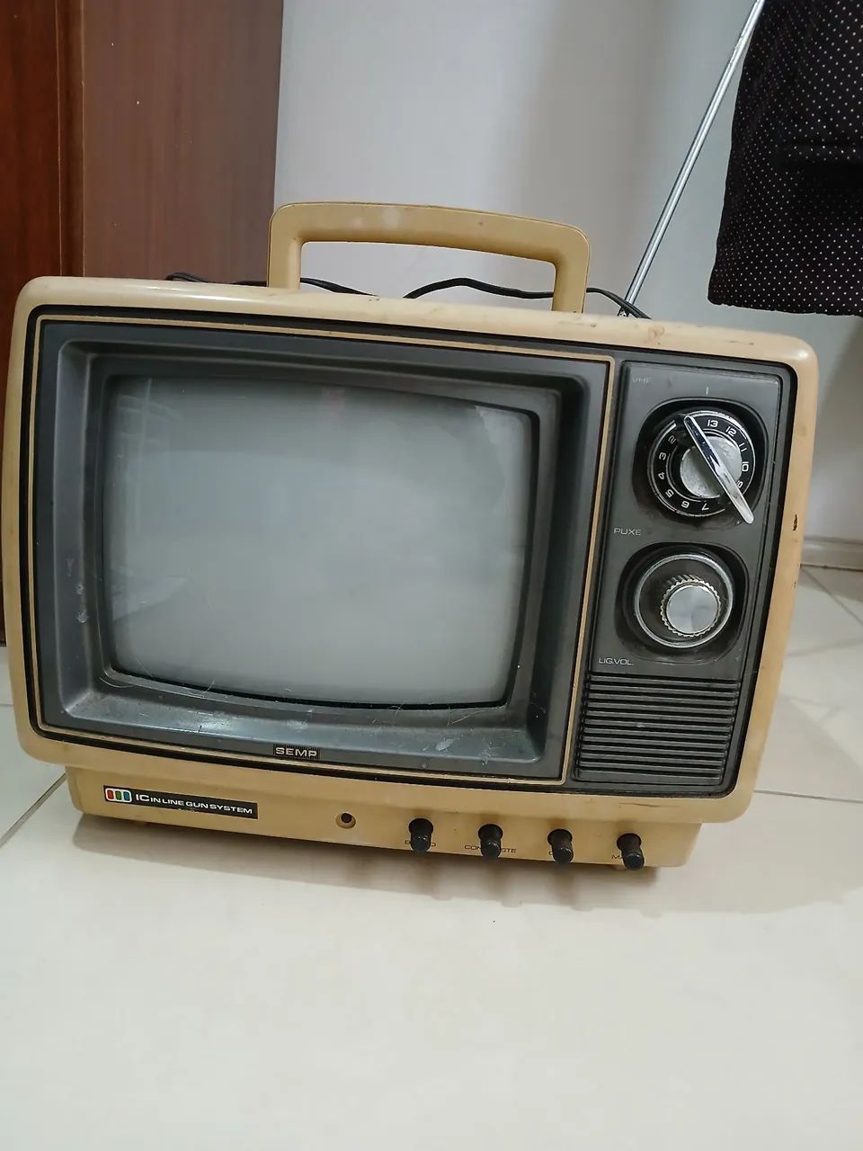 TV  Vintage