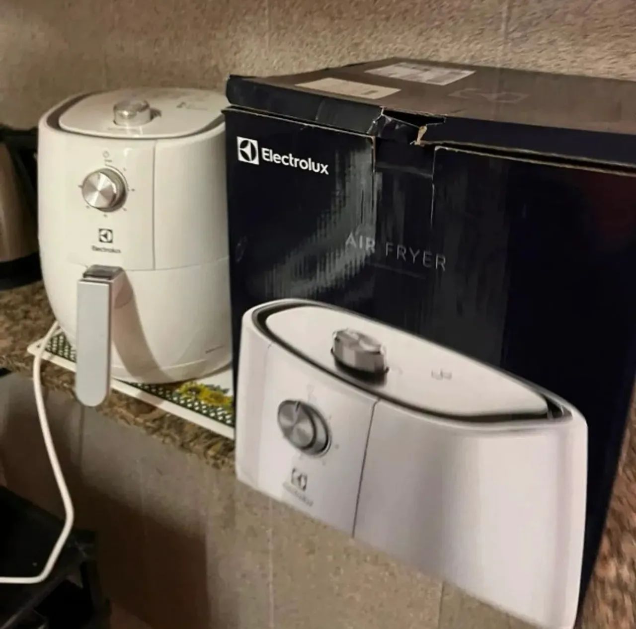 Air Fryer Eletrolux Branca AEF11