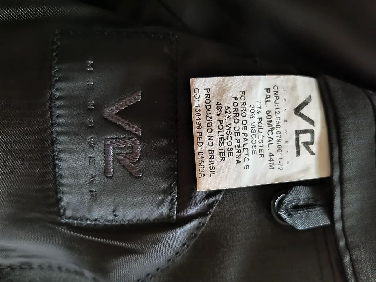 Terno VR Preto 44 (Pouco uso) - Foto 4