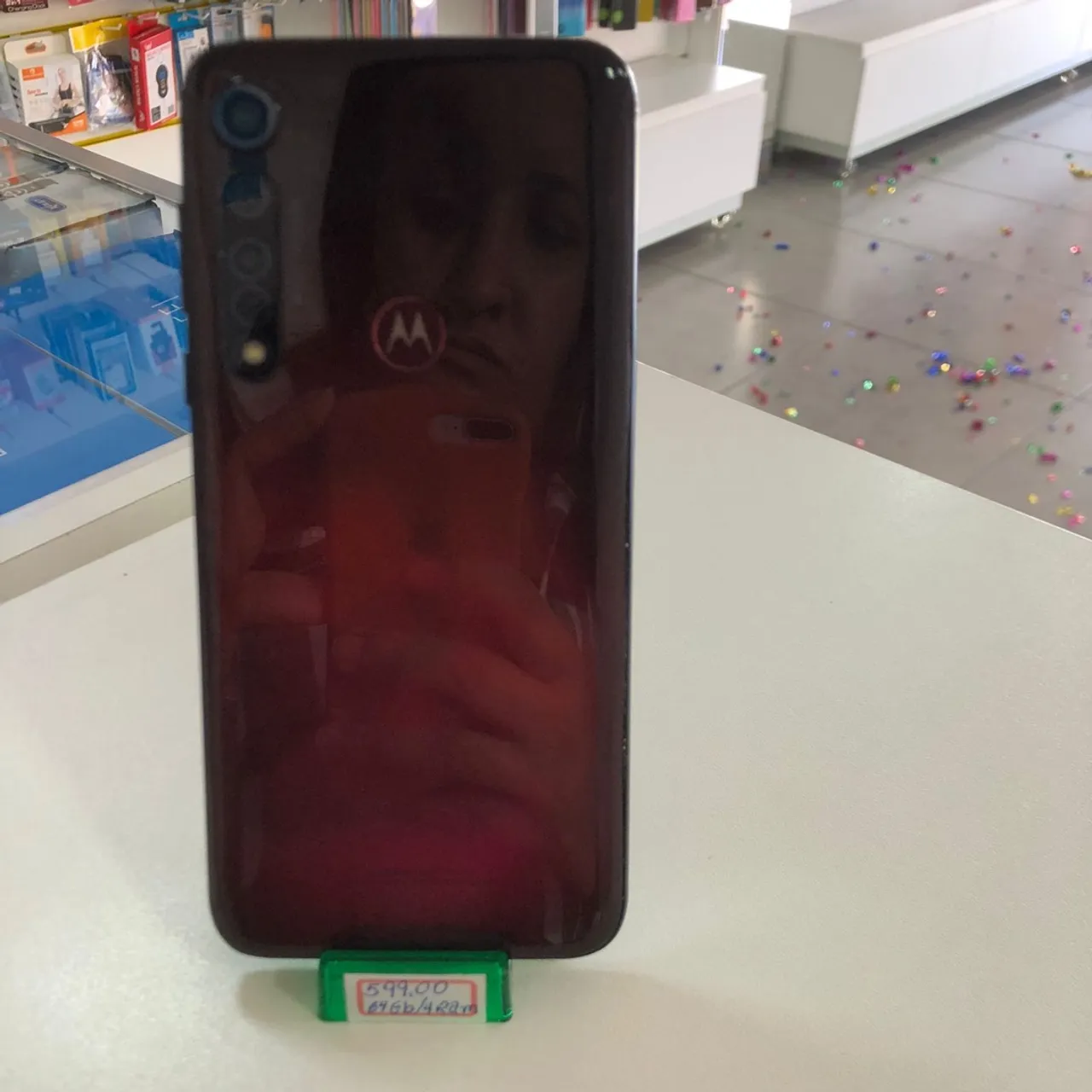 Celular motorola G8 plus
