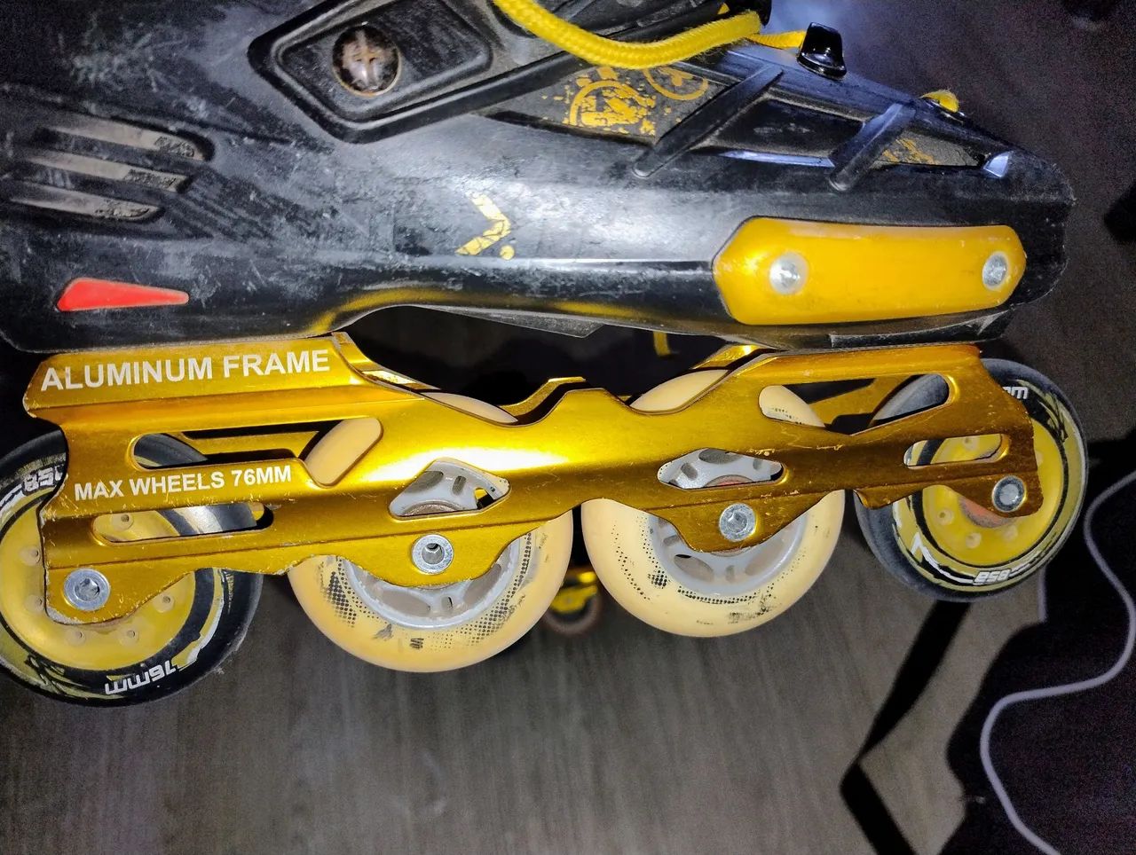 Patins Roller Inline com Rodas - Foto 3