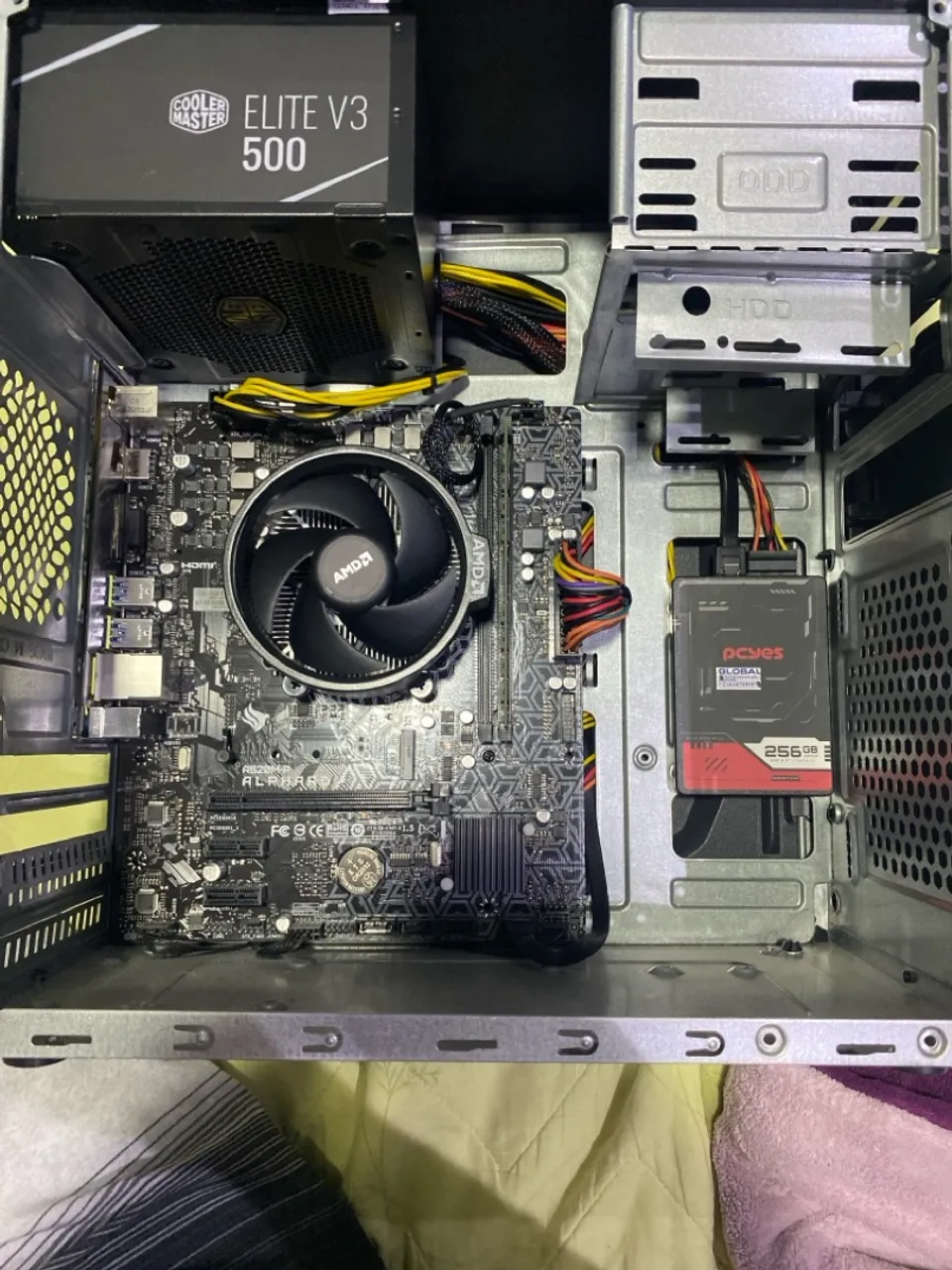 PC GAMER Ryzen 4600g com placa de vídeo integrado.