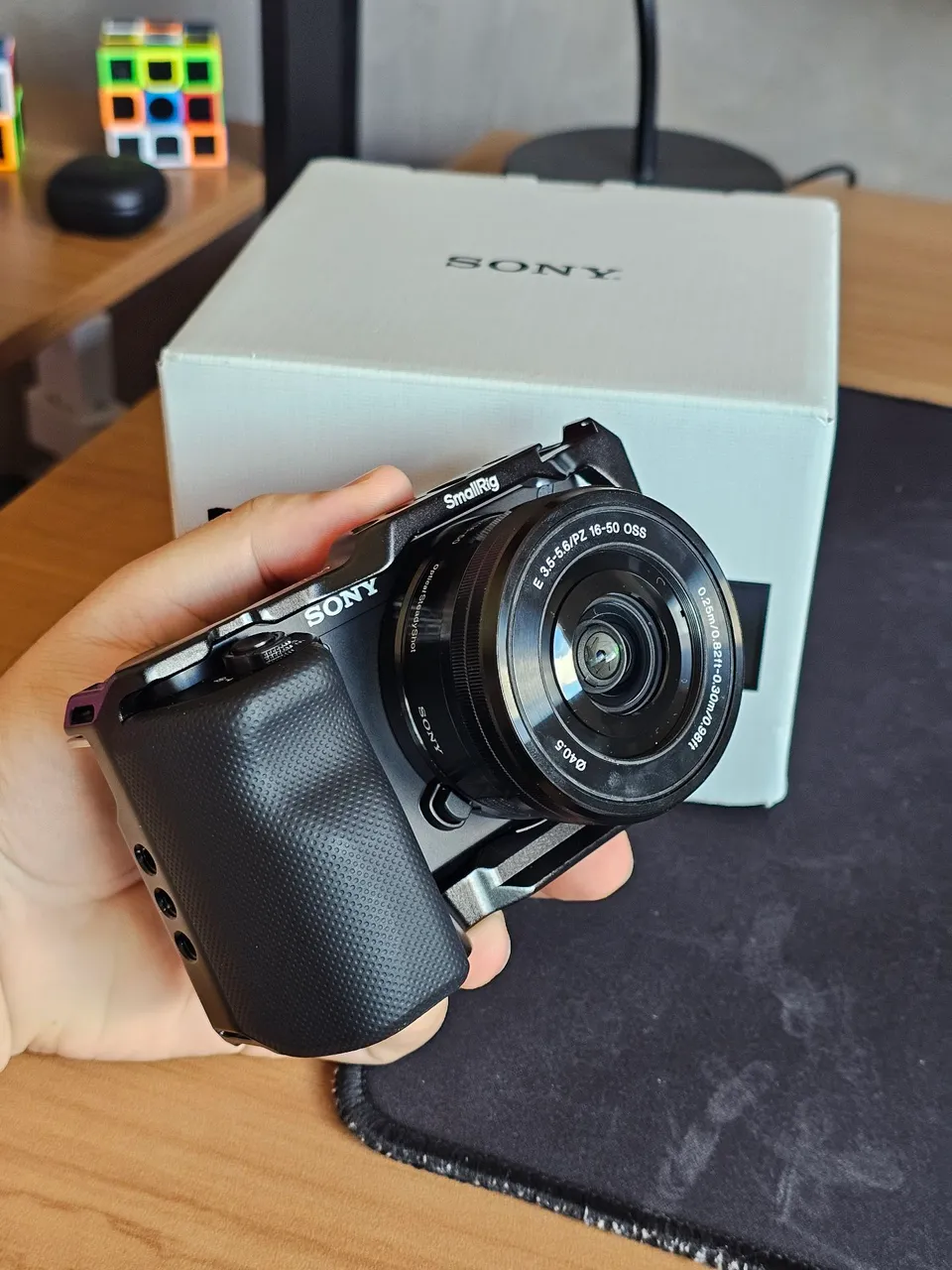 Sony zve10 com lente 16-50mm- 3 meses de uso