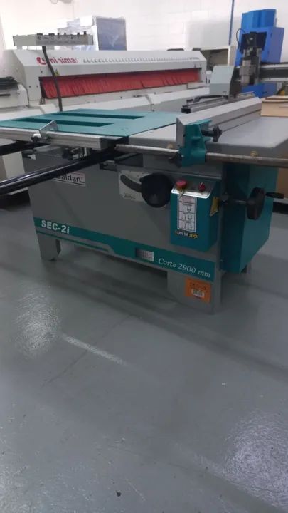 Serra Esquadrejadeira Baldan modelo Sec 2i semi nova com motor trifásico  - Foto 5
