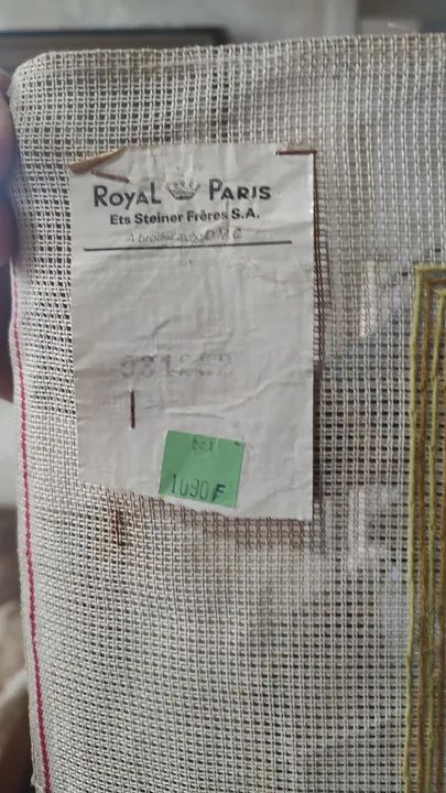 Tapeçaria Francesa bordado à mão com flores - Foto 4