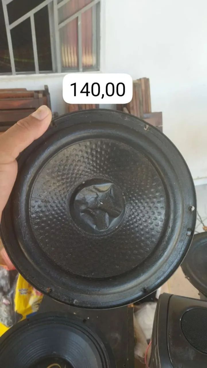 Vendo todos esses altos falantes e aparelho para pen-drive 