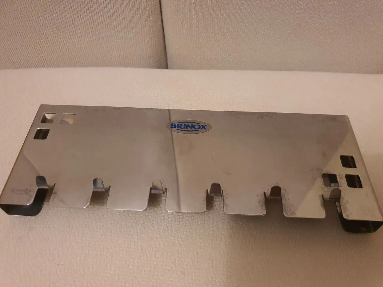 SUPORTE DE PAREDE PARA PENDURAR CHAVES BRINOX - Foto 3